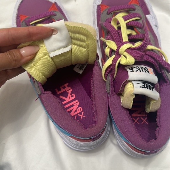 NIKE SACÁIS x KAWS - Picture 5 of 5